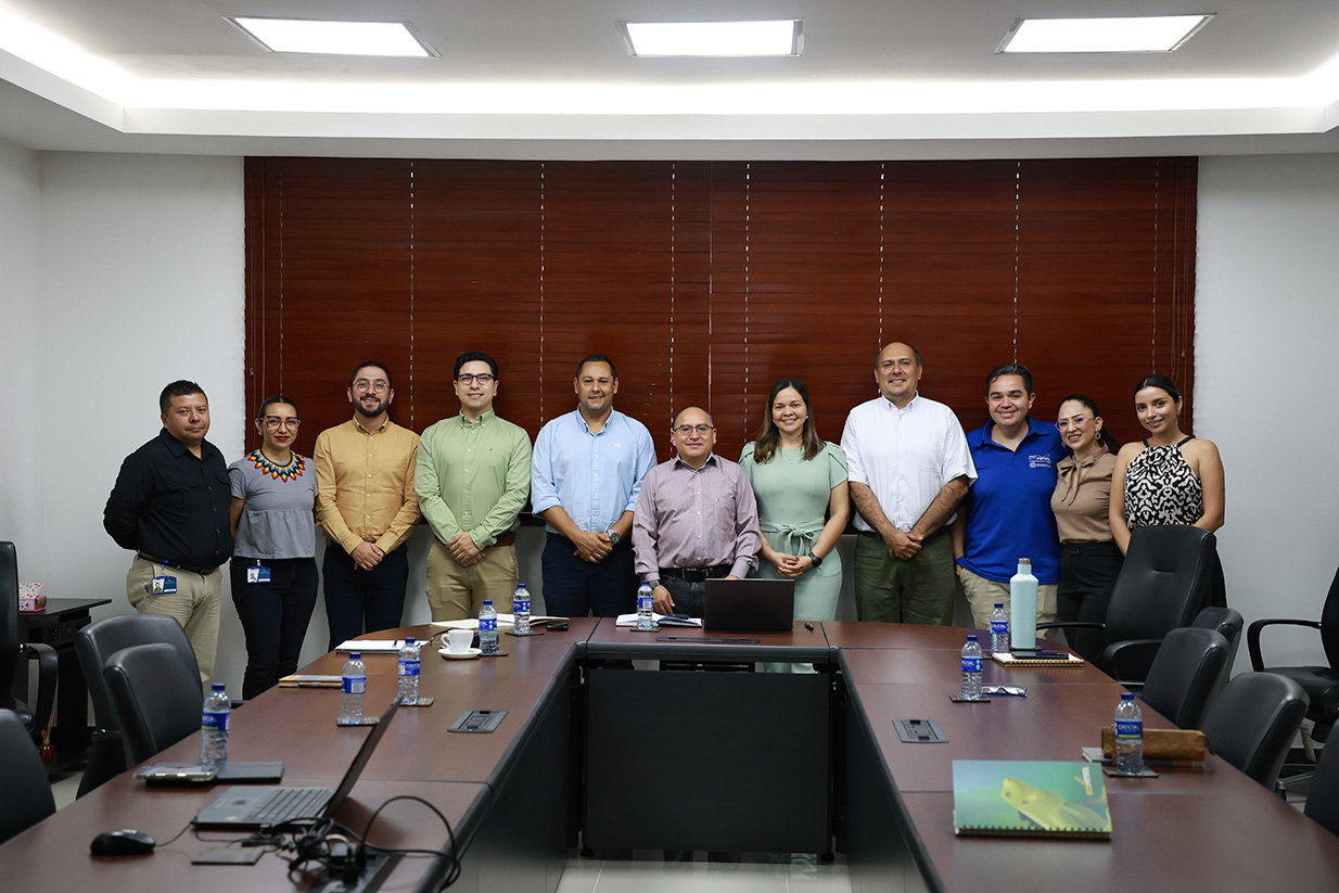 Creando lazos interinstitucionales entre la Universidad Santo Tomás y la ANDI
